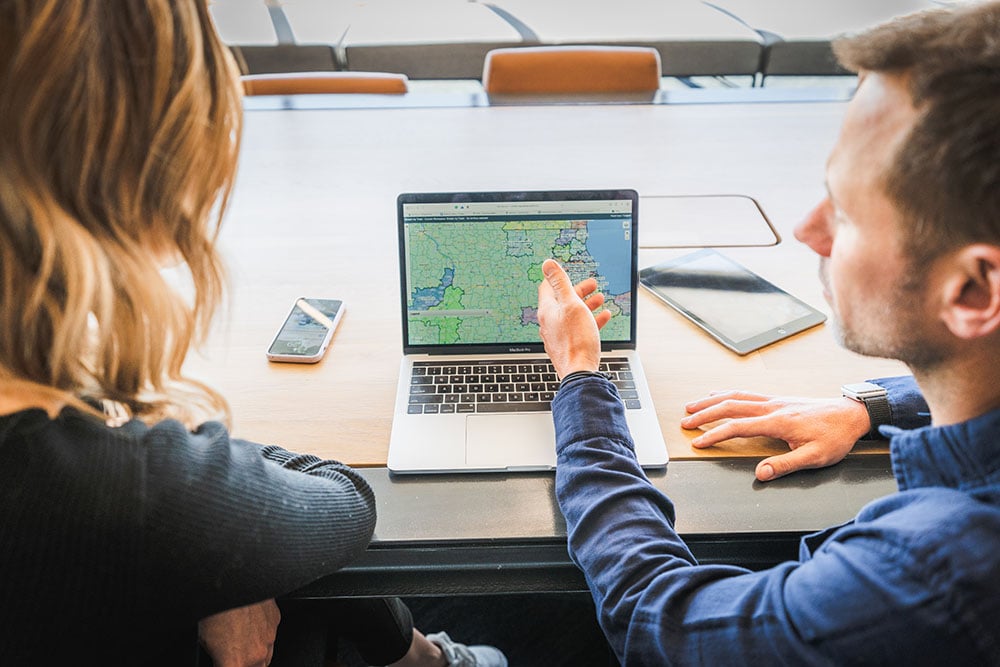 Sidekick advisor with client